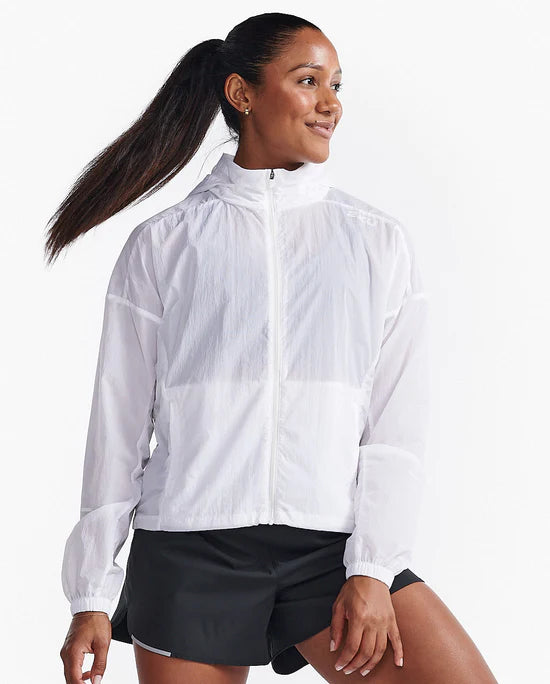 Made from a semi-translucent lightweight, paper-touch ripstop, the Aero Windbreaker is water-resistant, packable and ready-to-layer for a perfect blend of style and function. Model Measurements: Height: 172 cm, Bust: 80 cm, Waist: 66 cm, Hips: 81 cm. Model wears a small