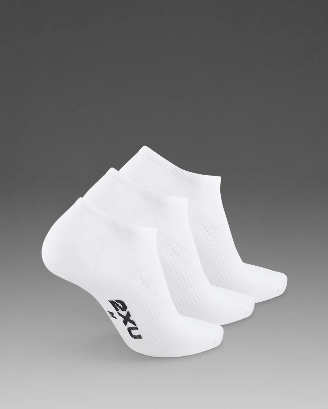Featuring soft cushioning to protect the heel and ball of foot, the Invisible Socks 3 Pack, is made from moisture-wicking fabric for unparalleled comfort that protects from blisters and won't slip down.