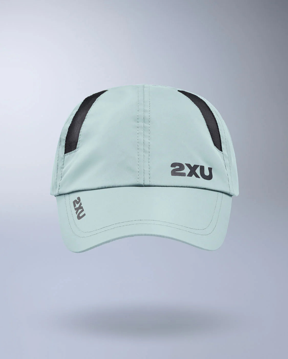 Lightweight 6-panel run cap
Semi-curved brim
Moisture wicking sweatband
2XU logo on front panel and brim
Mesh ventilation panels
Adjustable velcro closure with silicon tab
2XU logo on velcro closure