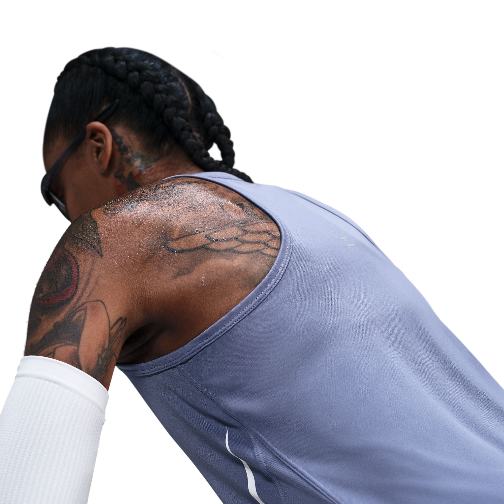 Dri-FIT Running Tank Top
Pick up your pace in this sleek, sweat-wicking Tempo tank top. It tapers around the waist and has a curved hem that gives you coverage through your stride, making for a comfortable, distraction-free run