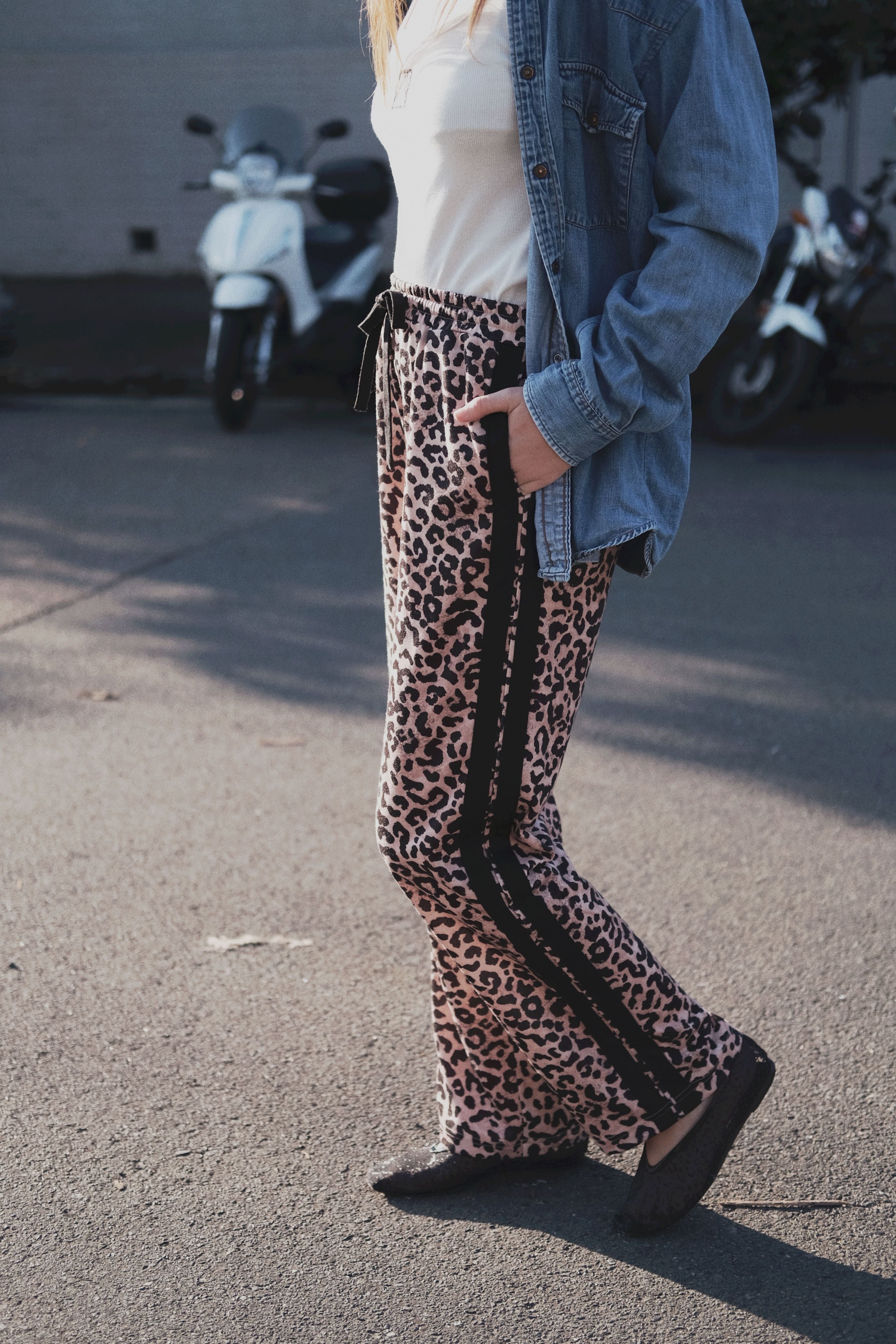 Adeline Pant - Neutral Leopard