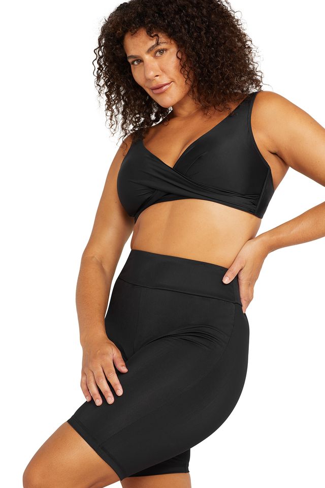 High Waist Active Pant - This curvy active bike pant is a specalised high waist pant. This high waist bike pant as a wide waist band for the tummy ultimate support