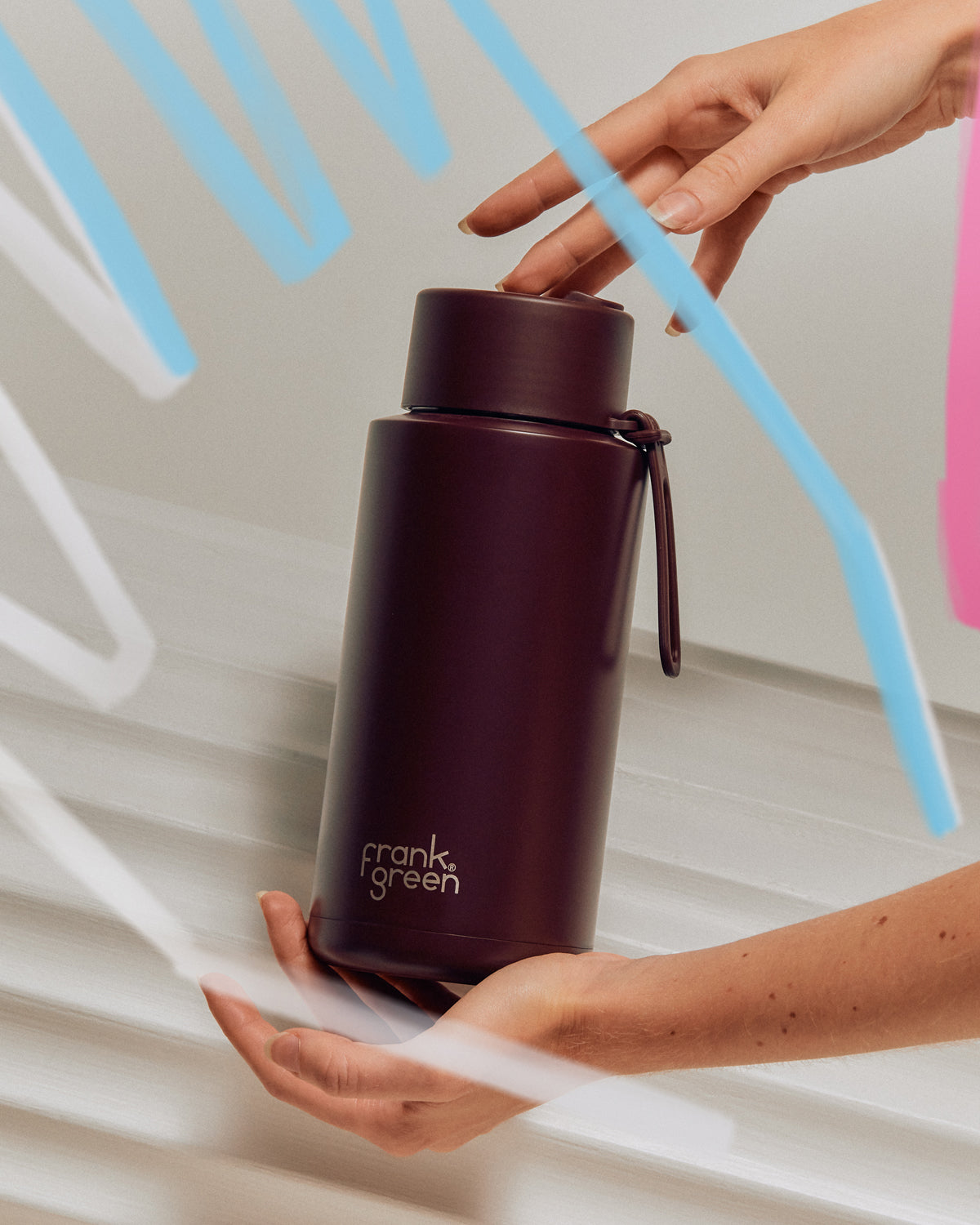 Reusable 1 ltr Bottle with Straw Lip and Sip Chocolate with Lip Gloss Holder Blushed