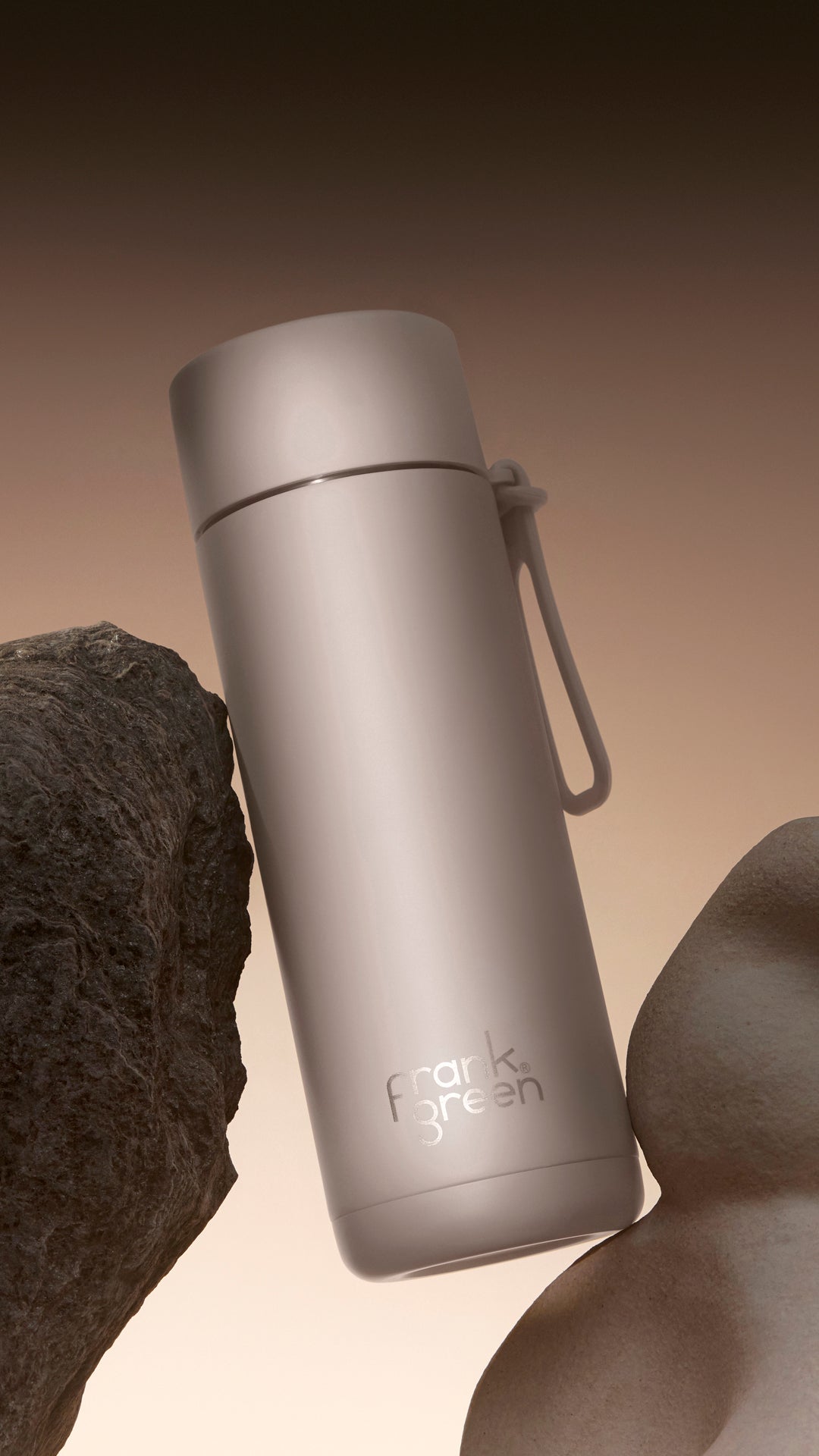 This is the ultimate reusable bottle experience. it looks beautiful, maintains the liquid temperature you desire for hours and tastes the way you intended (no nasty metallic flavour here). plus you can be confident knowing it won’t spill in your bag when you’re on the go. 