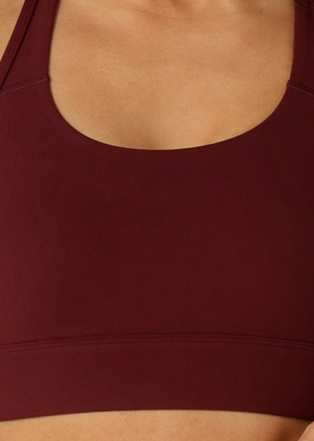 Maximum Support
3 Points of Adjustability
Wide Adjustable Straps
Adjustable Underbust Band
Bounce Reducing Power Mesh
Removable Padding