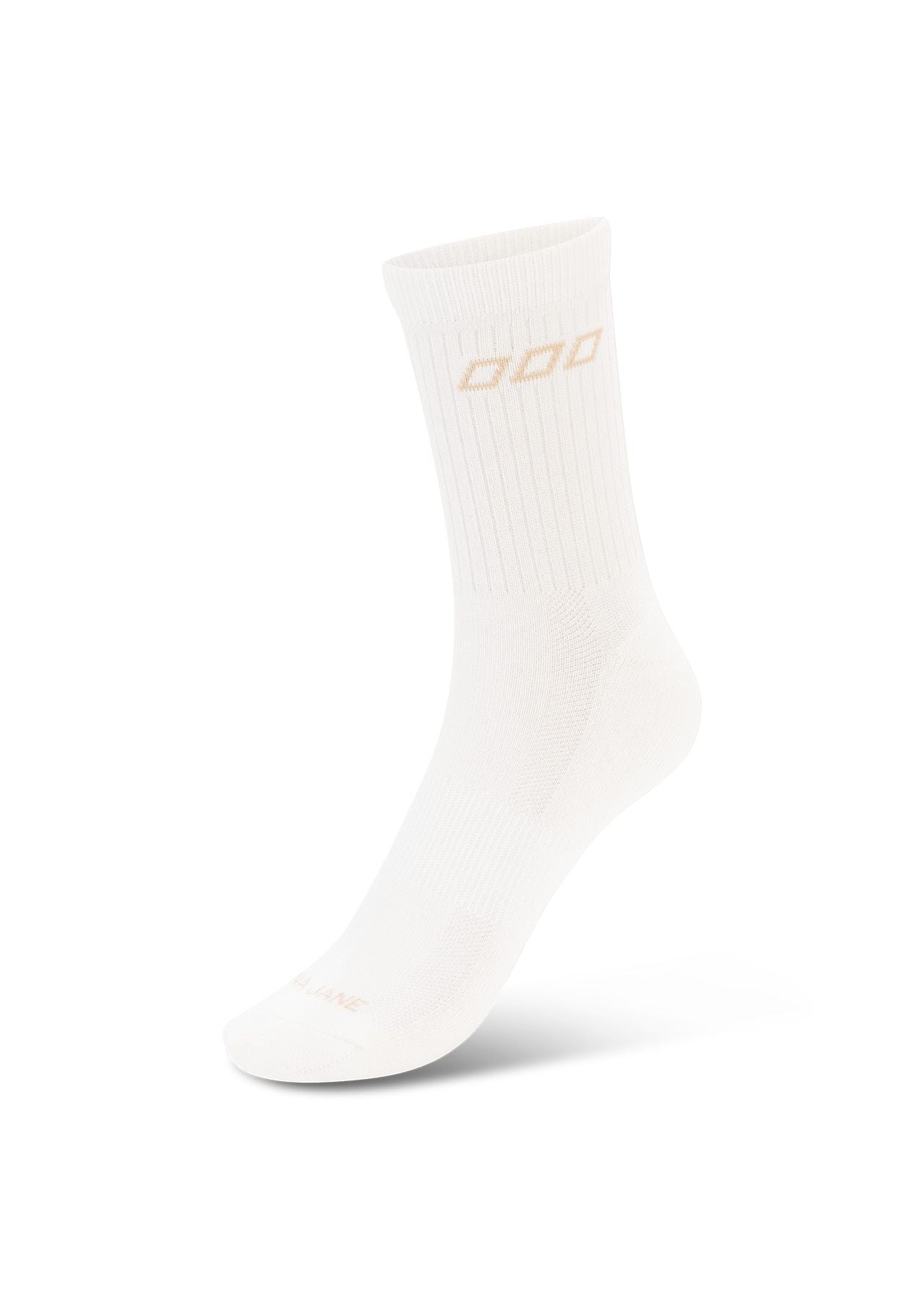 From weekend to workout, these quarter crew socks a the perfect addition to every active look. Engineered for performance, these socks feature ribbed arch support and cushioned soles to ensure you stay comfortable and supported no matter the workout. Made from our breathable cotton blend yarn, these socks are designed in a versatile, quarter-crew length.