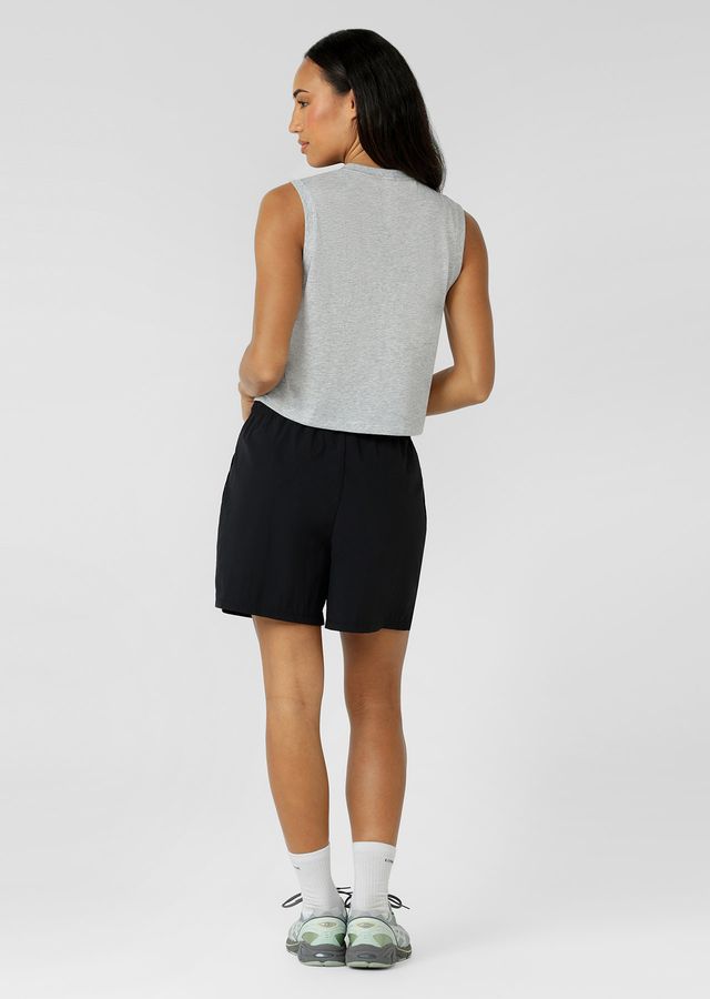 Mid Rise Longer Line Silhouette, 12.5cm Inseam
Water Repellent Taslon Active Fabrication
Notched Side Seams for Unrestricted Movement
Elasticated Waistband with Drawcord Adjustability
3 Pocket Design to Stash your Essentials- 2x Press Stud Side Pockets with Second Zip Pocket Layer