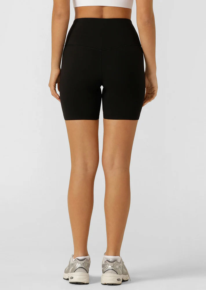 Lotus No Chafe Phone Pocket 16cm Bike Shorts - Black