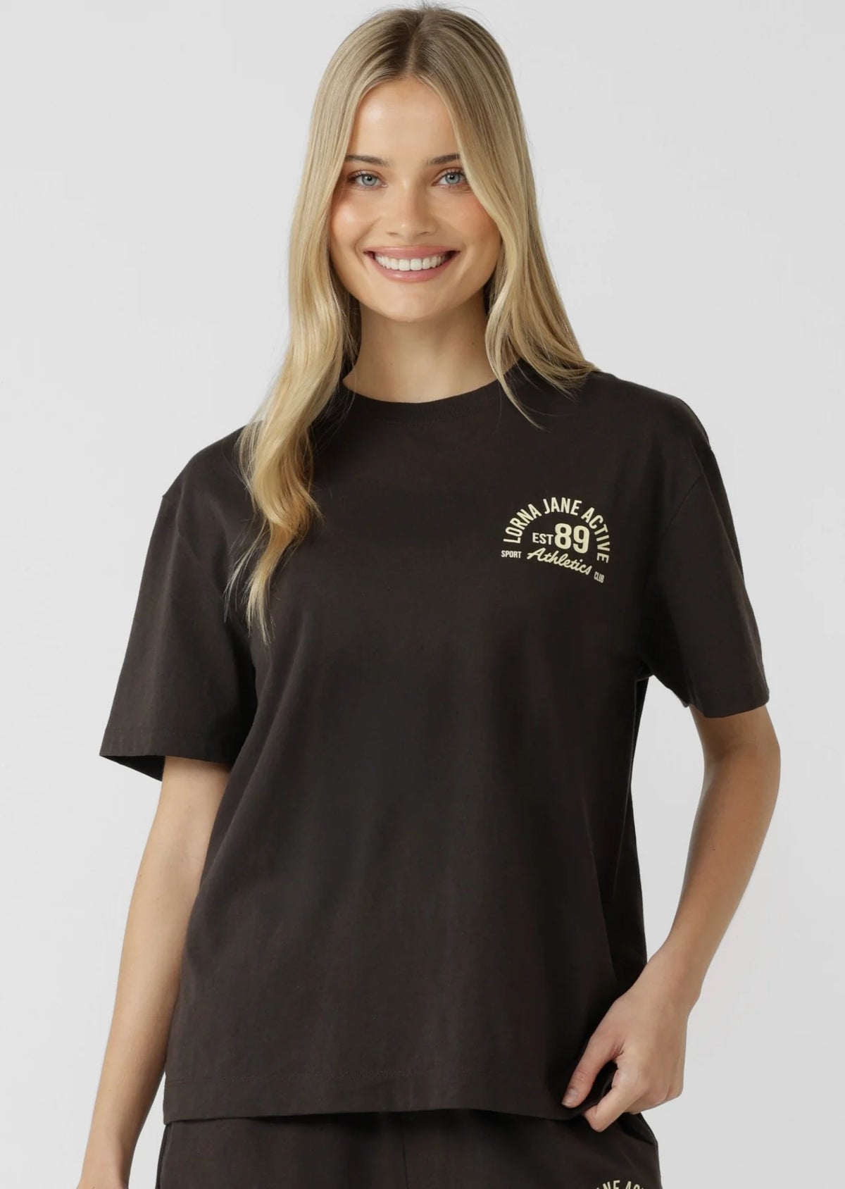 Versatile Wear Anywhere Wardrobe Essential
Classic Fit- Just like our LJ Basics T-Shirt
Classic Ribbed Crew Neckline
Limited Edition Front and Back Logo Print
Premium Breathable Cotton Jersey Fabrication
