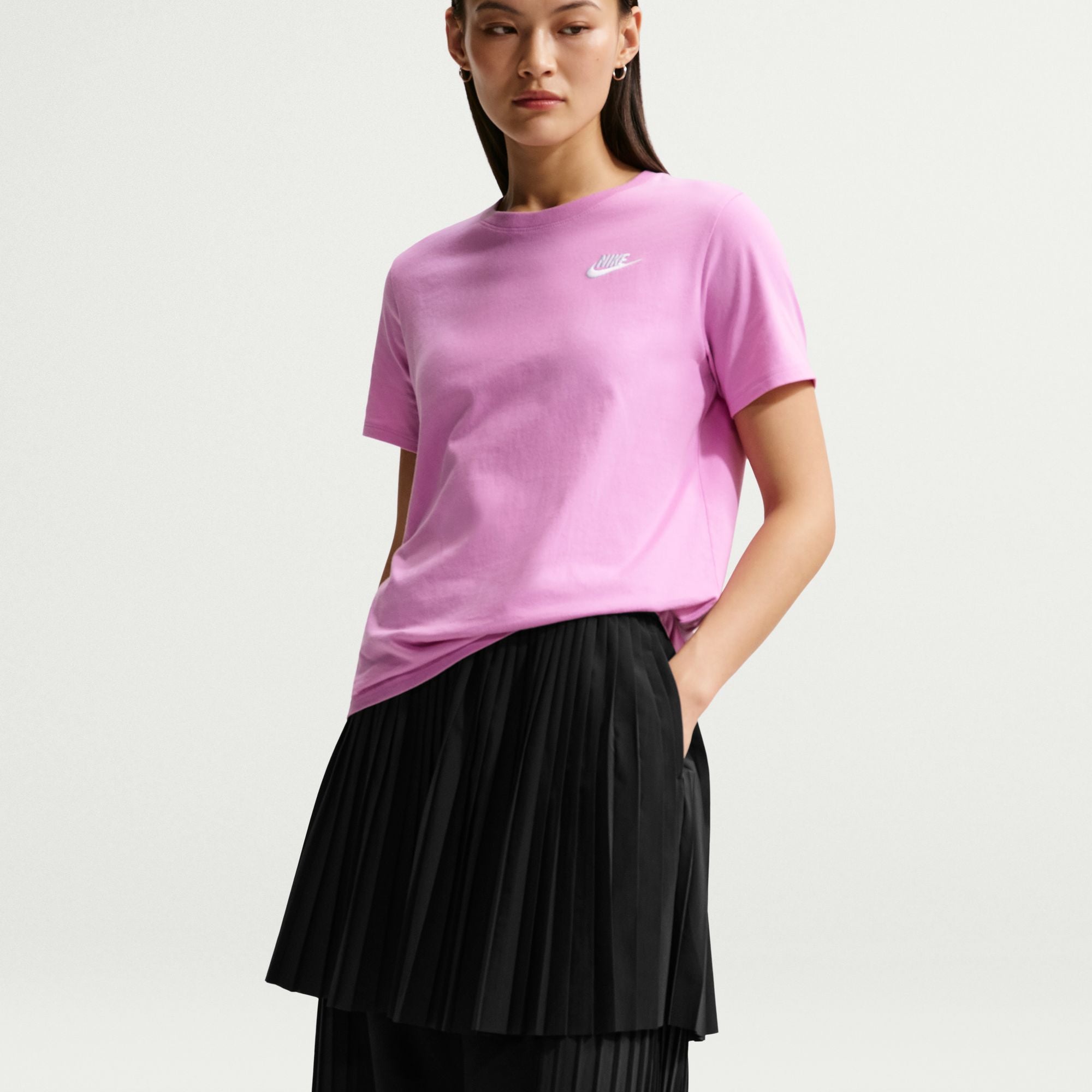 updated our Club Essentials T-shirts to give them an easy fit and modern look perfect for everyday wear. A little wider, a touch shorter in the body and a slightly curved hem