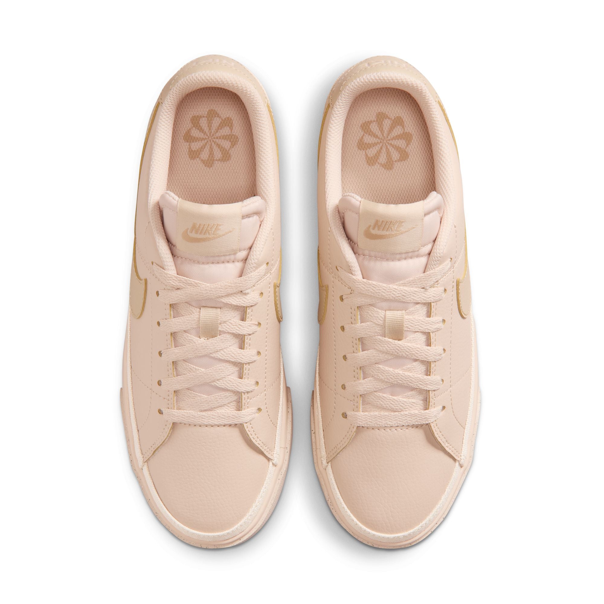 he Nike Court Legacy Next Nature brings you a time-tested staple in a design
