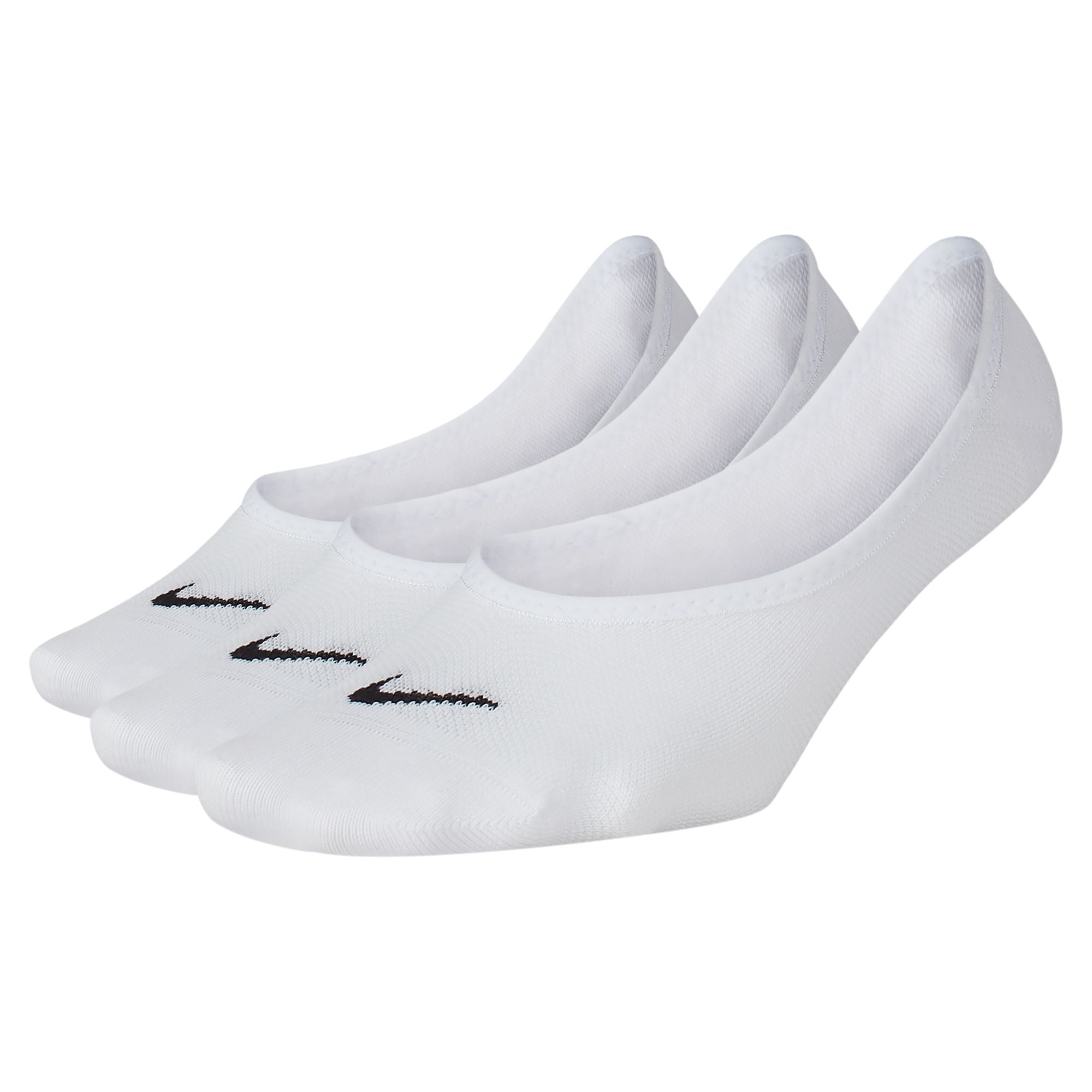 The Nike Everyday Lightweight Footie Socks are made with mesh and a stretchy cotton blend for breathability and a snug, soft feel.