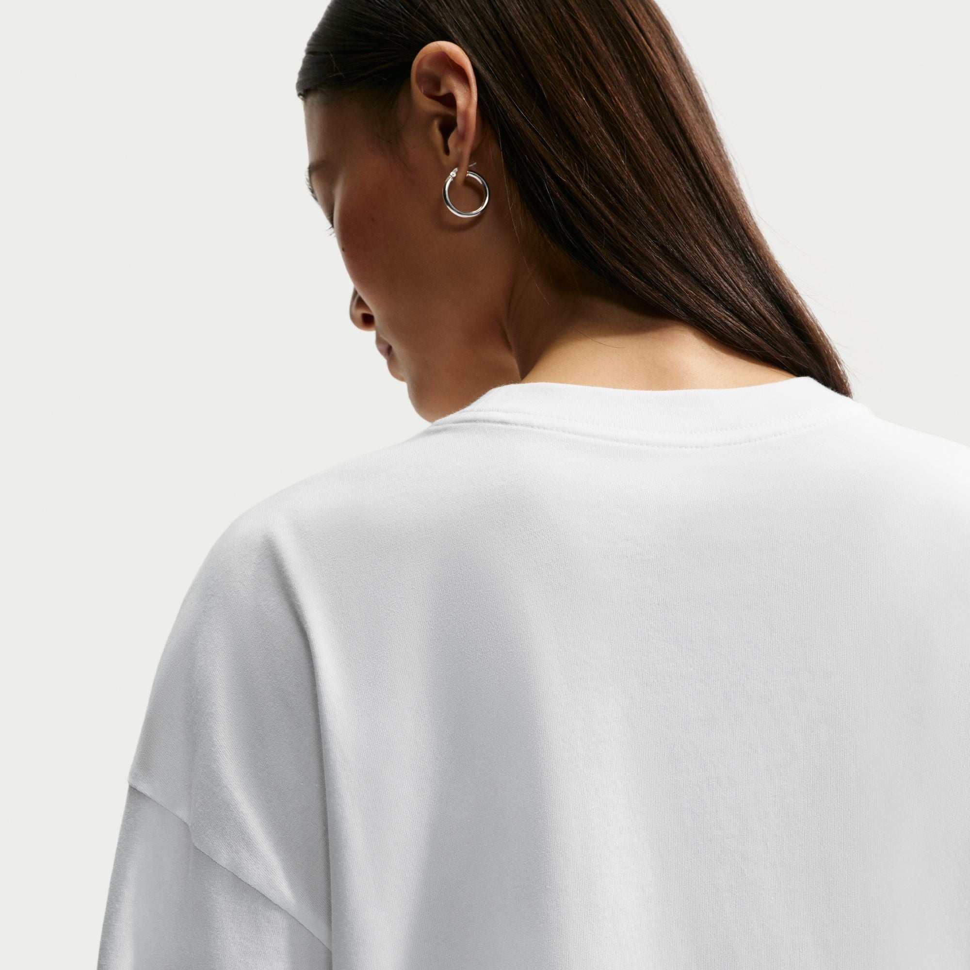 Nike Sportswear Classic Oversized Long-Sleeve T-Shirt - White