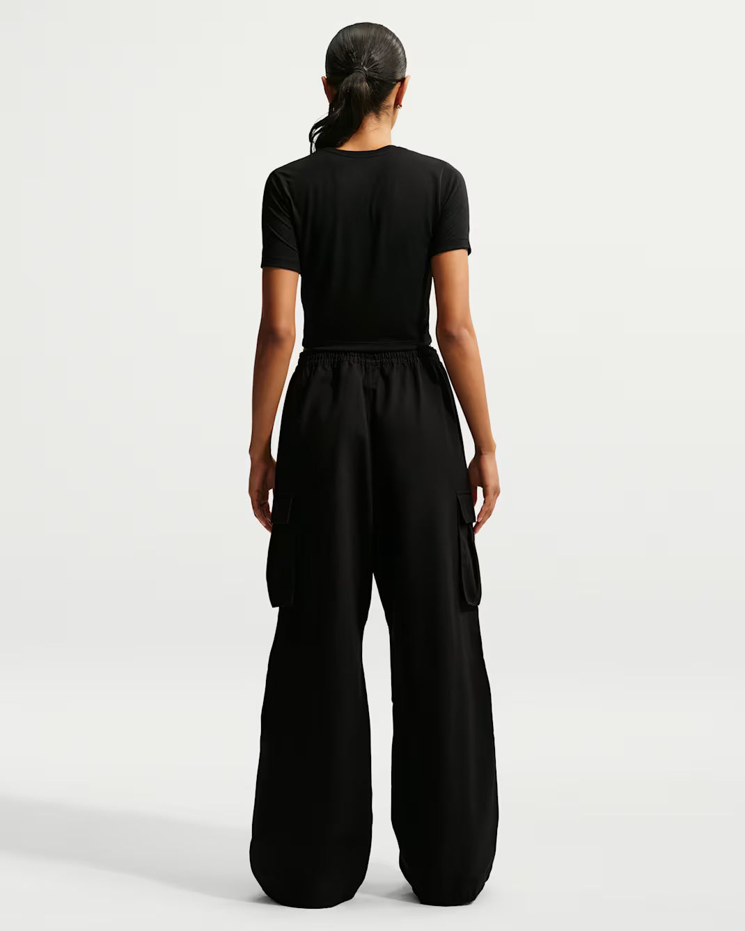 Women's Mid-Rise Oversized Woven Cargo Trousers - Black