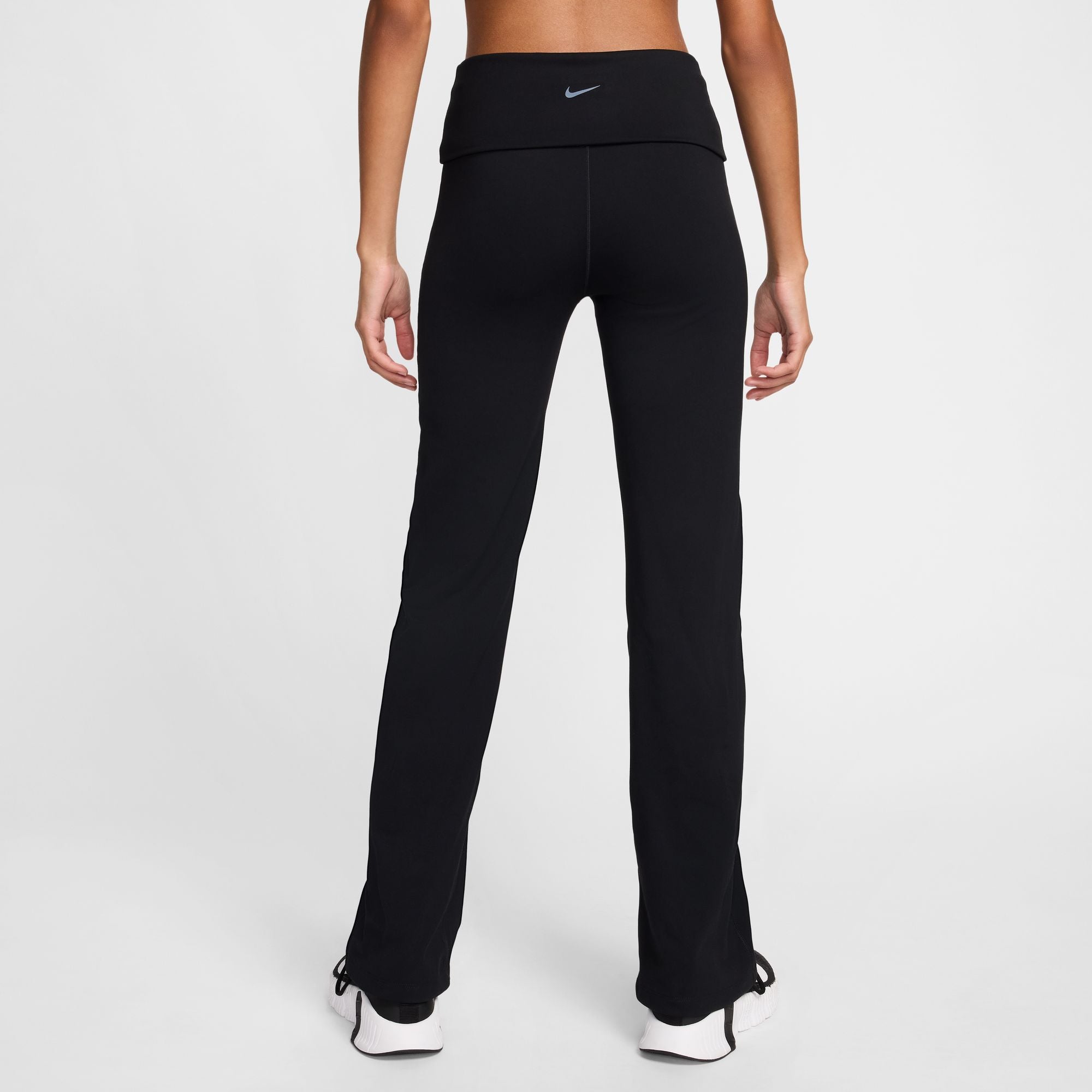These bootcut pants are the Ones that are ready for whatever you are. Their midweight, peachy-soft fabric stretches with your every move and dries quickly. Plus, a fold-over waistband gives you styling options.