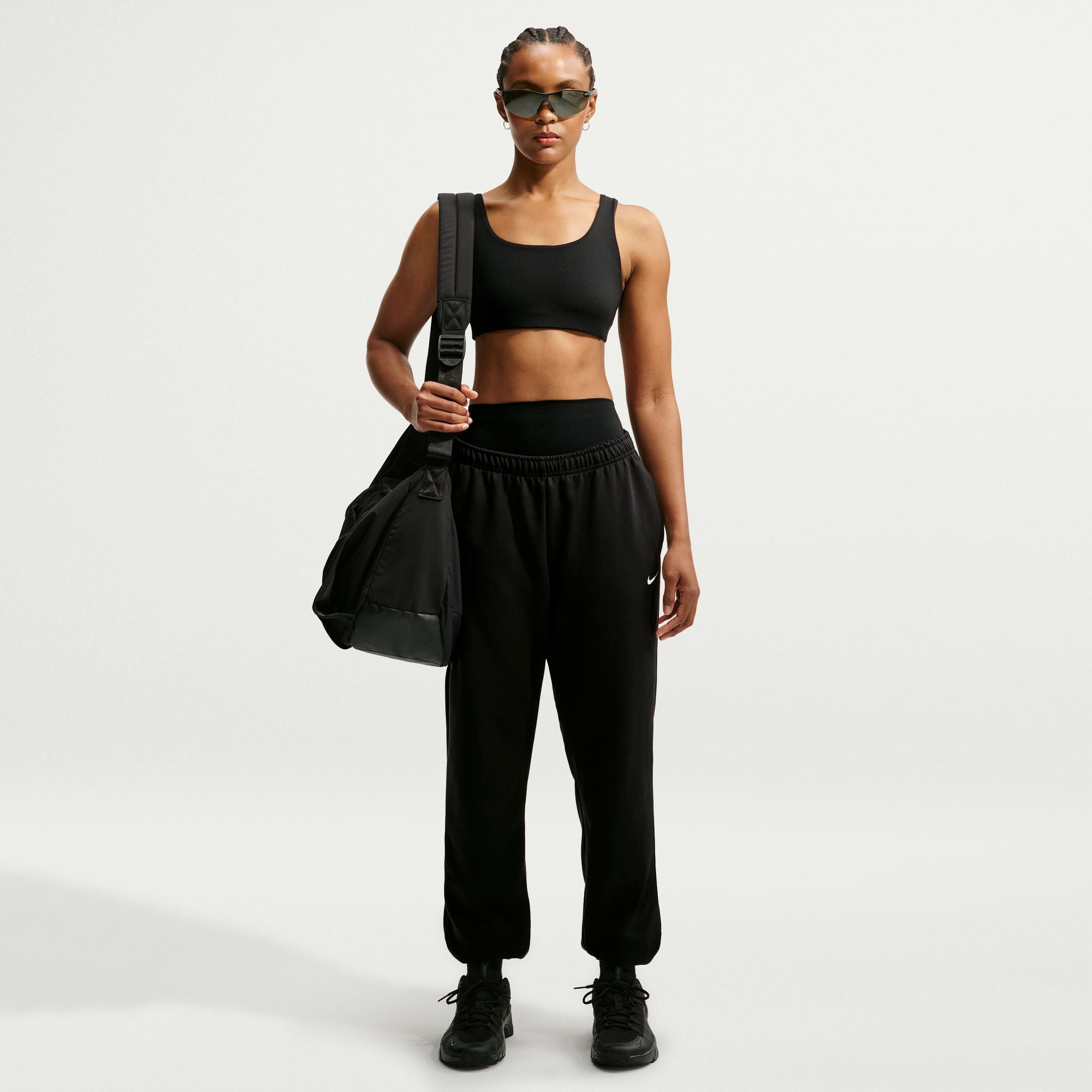 Nike Studio Fleece Sport
Women's Dri-FIT Mid-Rise Pants
Level up your workout with these Studio Fleece Sport sweats. They're made from fleece that feels peachy soft on the inside and sleek and smooth on the outside