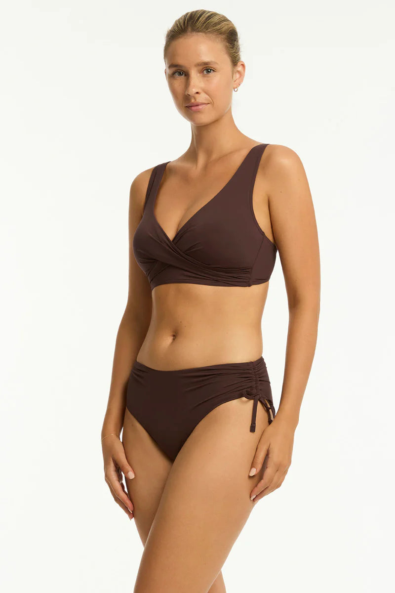 Essentials Edit Cross Front Multifit Bra - Cocoa
