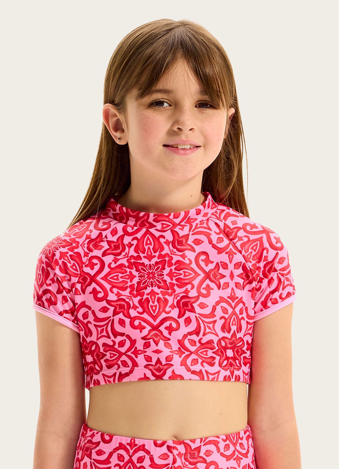 Tie Sides
Crew Neckline
Pull Over Style
Crop Style
Boyleg Legline
Fabric: 82% Polyester / 18% Lycra Xtralife