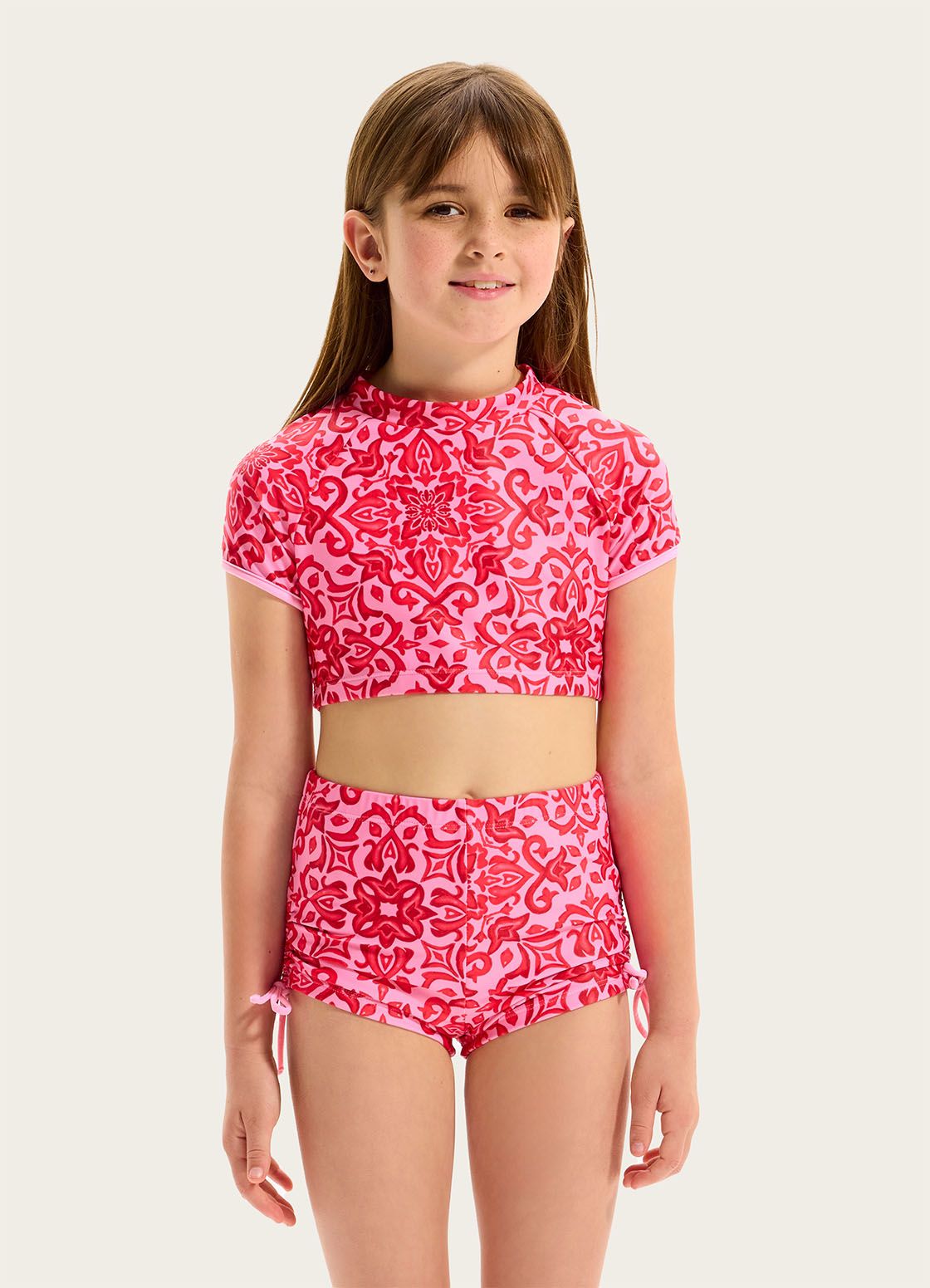 Tie Sides
Crew Neckline
Pull Over Style
Crop Style
Boyleg Legline
Fabric: 82% Polyester / 18% Lycra Xtralife