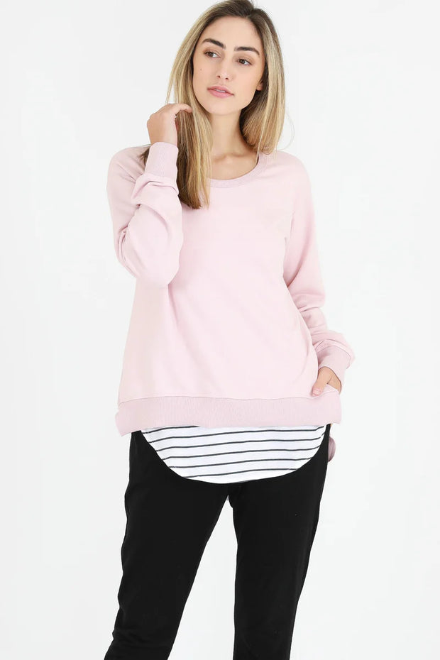 We love the slouchy, oversized shape of the bestselling Ulverstone sweatshirt. It’s made from loop-back cotton and has a soft washed finish, so it already looks like one of your favourite pieces. It features 3rd Story's signature side slit adding a cool twist to your lounge wear wardrobe.