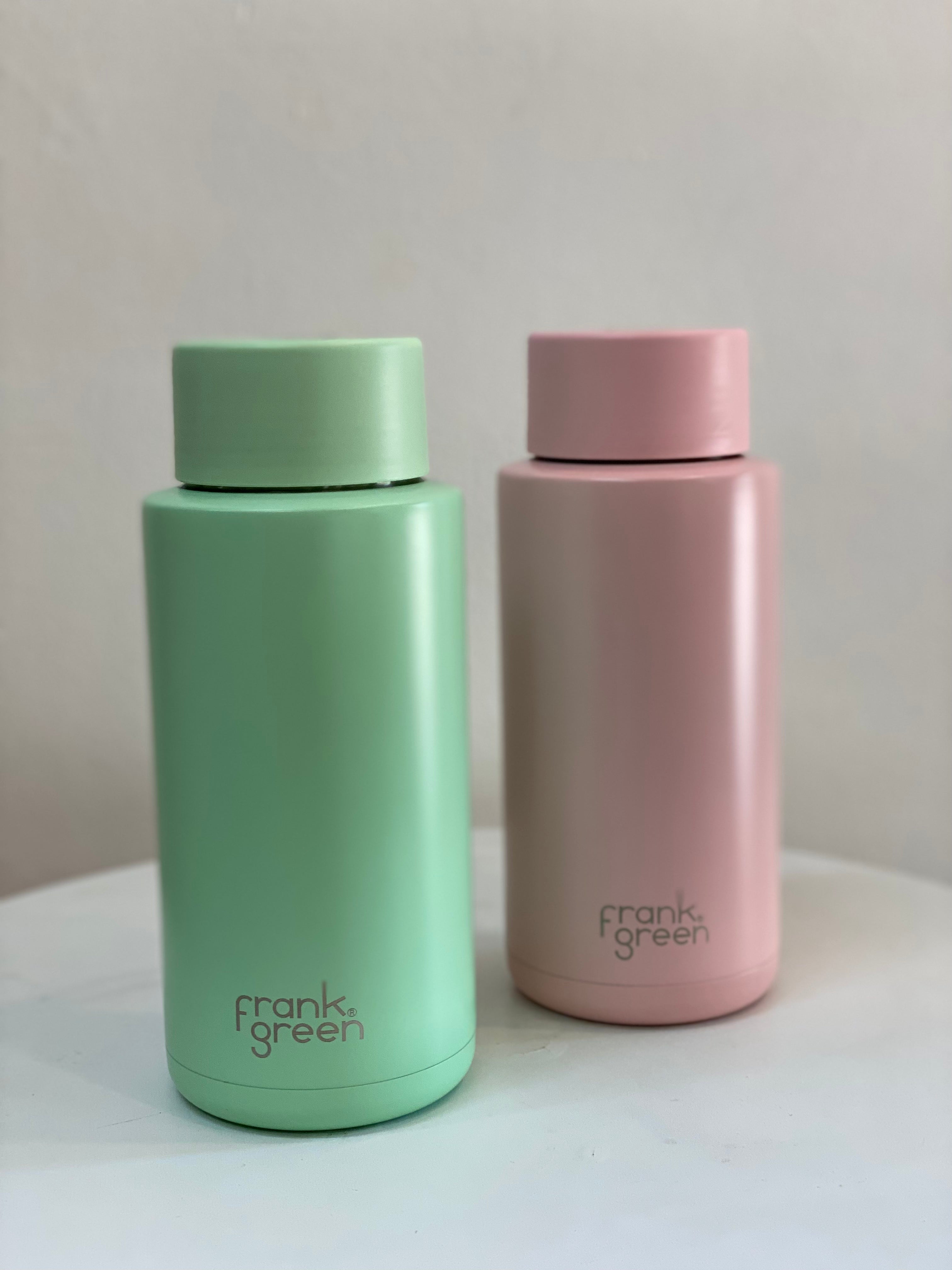 this is the ultimate reusable bottle experience. it looks beautiful, maintains the liquid temperature you desire for hours and tastes the way you intended (no nasty metallic flavour here). plus you can be confident knowing it won’t spill in your bag when you’re on the go. large: 34oz / 1,000ml