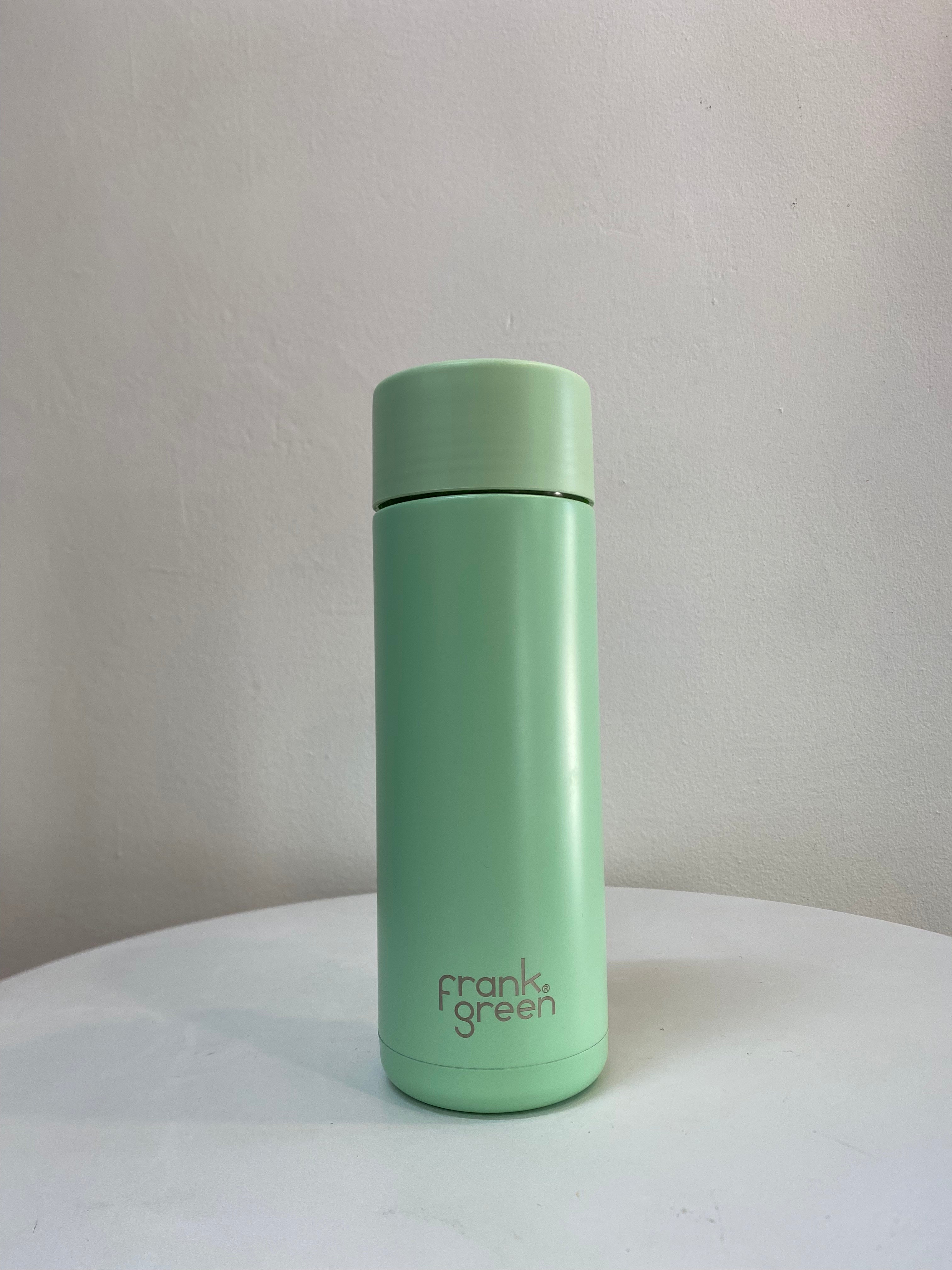 this is the ultimate reusable bottle experience. it looks beautiful, maintains the liquid temperature you desire for hours and tastes the way you intended (no nasty metallic flavour here). plus you can be confident knowing it won’t spill in your bag when you’re on the go. regular: 20oz / 595ml