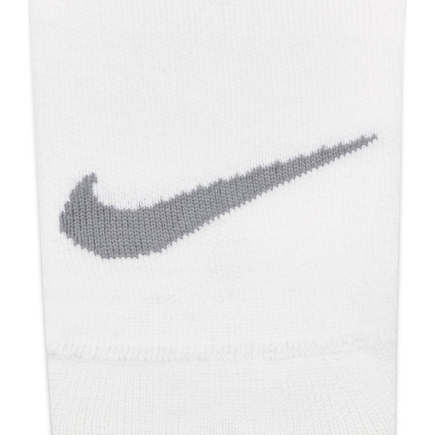 Nike Everyday Plus Lightweight Women's Training Footie Socks (3 Pairs)