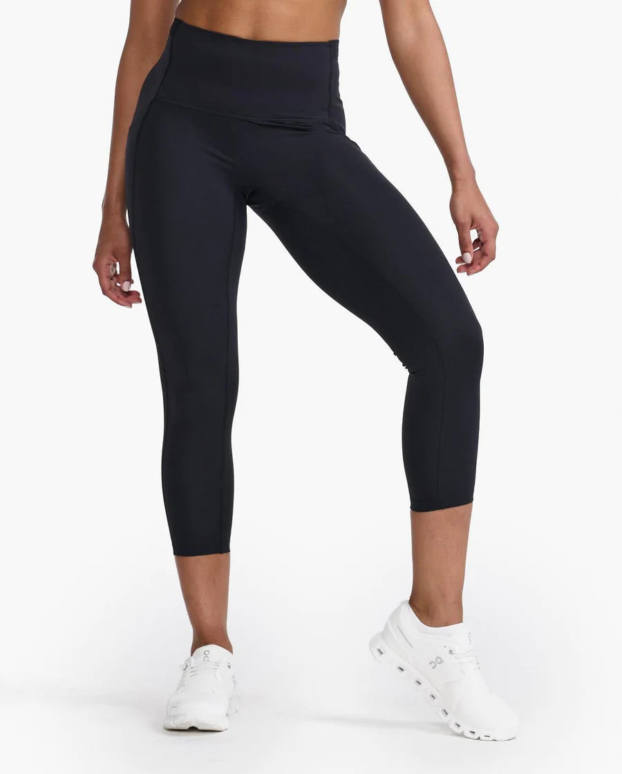Featuring a luxe matte finish, soft touch and a seamless front panel to leave you feeling sculpted and smooth, the Form Stash Hi-Rise Compression Tights, have multiple pocketing options that will literally hold your whole life for a day on the move.