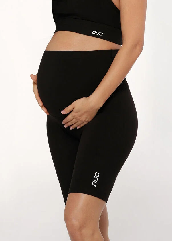 Soft Fold Waistband Gusset Fabric: Nothing 2 See Here™ Moisture Wicking + Breathable Shrink + Fade Resistant 4 Way Stretch Lightweight + Soft Feel 71% Polyester / 29% Elastane