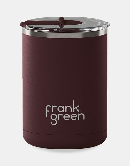 A Gift Set featuring two signature frank green products! Contains a 12oz/355ml Ceramic Reusable Cup with hinge lid and a 34oz/1,000ml Ceramic Reusable Bottle with flip lid.