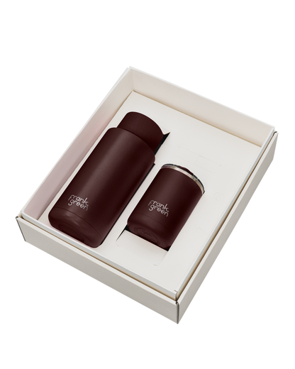 A Gift Set featuring two signature frank green products! Contains a 12oz/355ml Ceramic Reusable Cup with hinge lid and a 34oz/1,000ml Ceramic Reusable Bottle with flip lid.