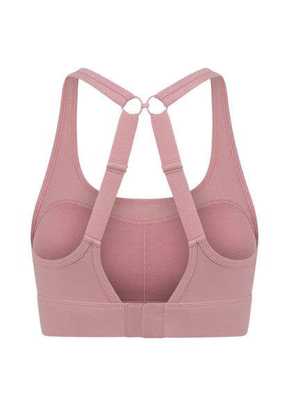 Designed for maximum support and comfort, The Amy Maximum Support Sports Bra is your perfect companion for every workout. From full coverage to adjustable straps and a secure clasp back.