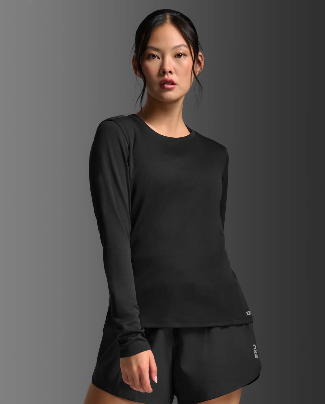 Combining a double-knit sweat-wicking body and a lightweight breathable mesh back, the Aero Mesh Long Sleeve keeps you fresh and cool so you can perform in comfort.