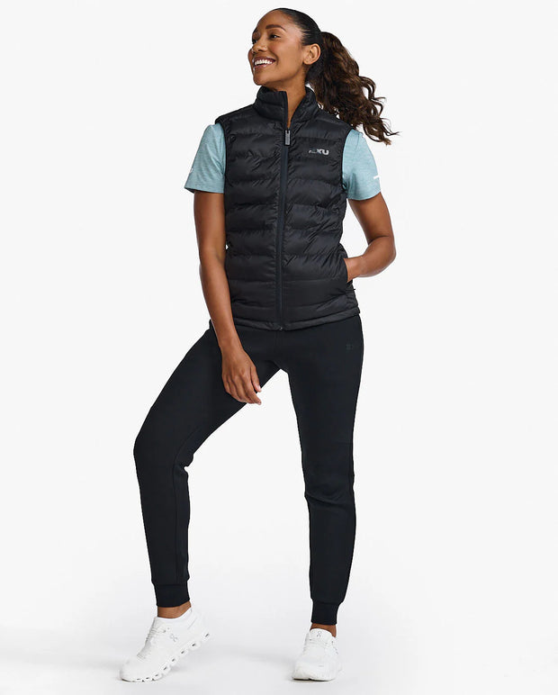 Built with a lightweight water-resistant ripstop shell and low-profile 3M Thinsulate Recycled Featherless Insulation, the Commute Packable Insulation Vest offers just the right amount of warmth and loft for everyday layering.