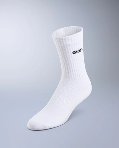 The Cotton Crew Socks 3 Pack feature cushioning under heel, forefoot and a snug, supportive arch band and leverage a cotton blend construction to bring natural breathability and comfort everyday.