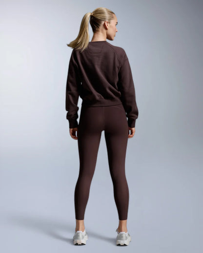 The EZ Organic Cotton Ribbed Crew is designed to throw on and get moving, with heavyweight warmth and breathable comfort that keep up all day.