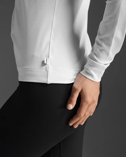1. 1/2 zip long sleeve
2. 200gsm brushed soft jersey provides all day comfort
3. Sweat-wicking and quick to dry
4. 4-way stretch provides maximum freedom of movement
5. Zip design lets you adjust exposure to elements
6. This garment contains recycled yarns