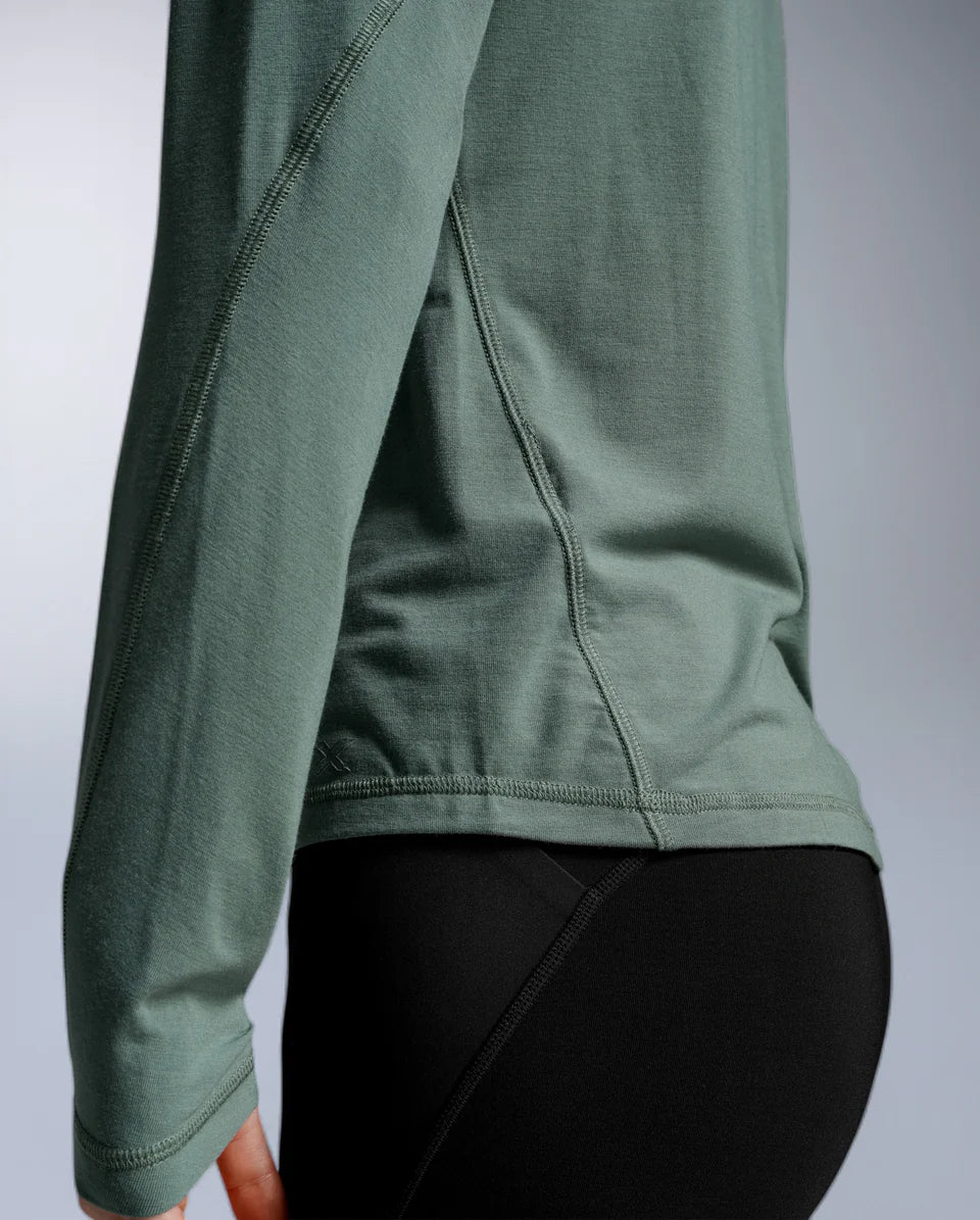 Naturally soft bamboo–wool blend
Lightweight, flexible density
Insulates even when damp
Flatlock seams for reduced chafing
Versatile base layer or standalone wear