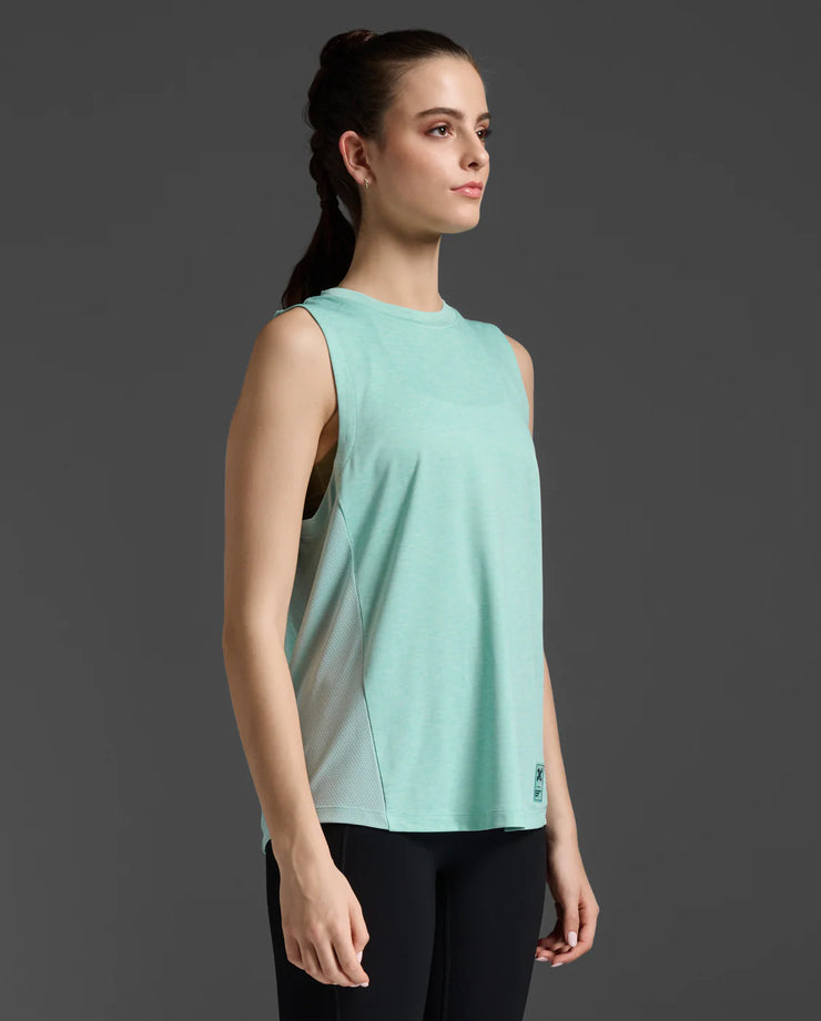 Designed with relaxed fit through the body and hips, the Motion Sport Mesh Tank is made from a recycled durable, sweat-wicking fabric and includes breathable mesh panels so you can turn up the heat.