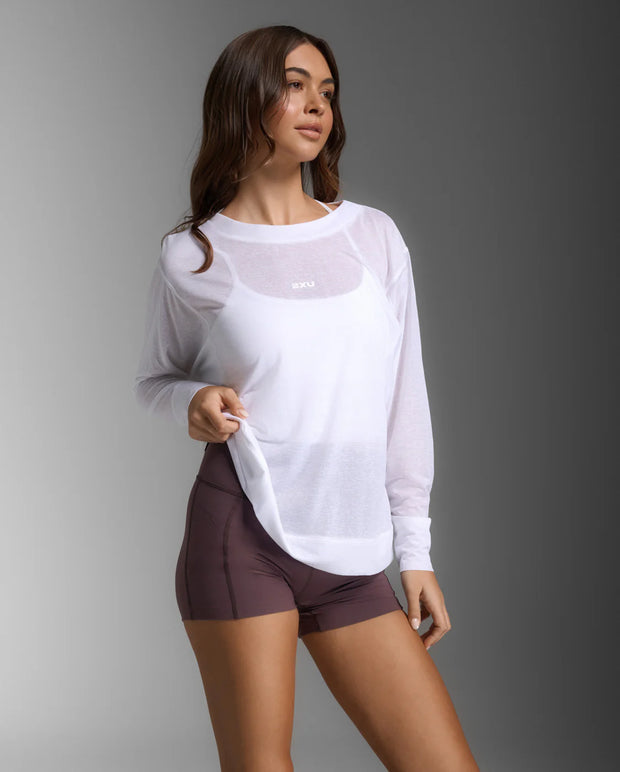The incredibly lightweight and breathable ReLight Long Sleeve is made from a recycled textured sheer abrasion and snag resistant fabric to let you move freely from your first pose to your last.