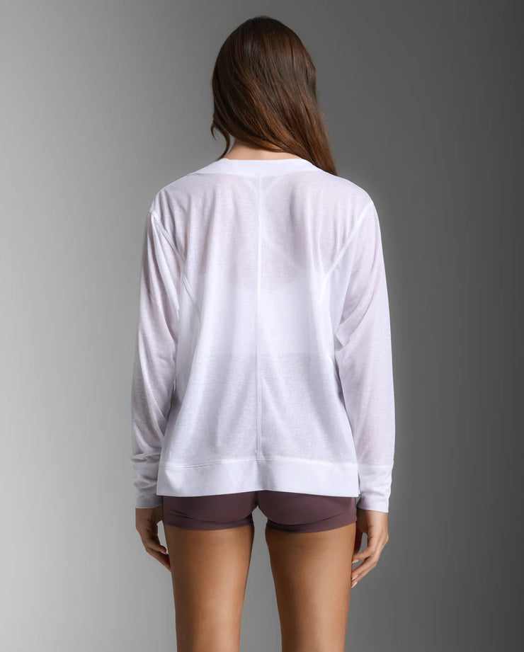 The incredibly lightweight and breathable ReLight Long Sleeve is made from a recycled textured sheer abrasion and snag resistant fabric to let you move freely from your first pose to your last.