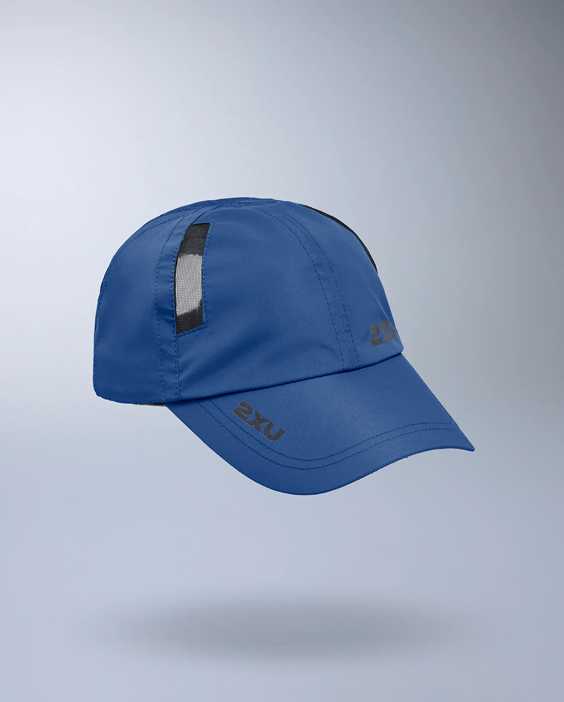 Lightweight 6-panel performance run cap
Moisture-wicking and quick-drying
Mesh ventilation panels
Adjustable velcro closure with silicone tab
Reflective logos for visibility