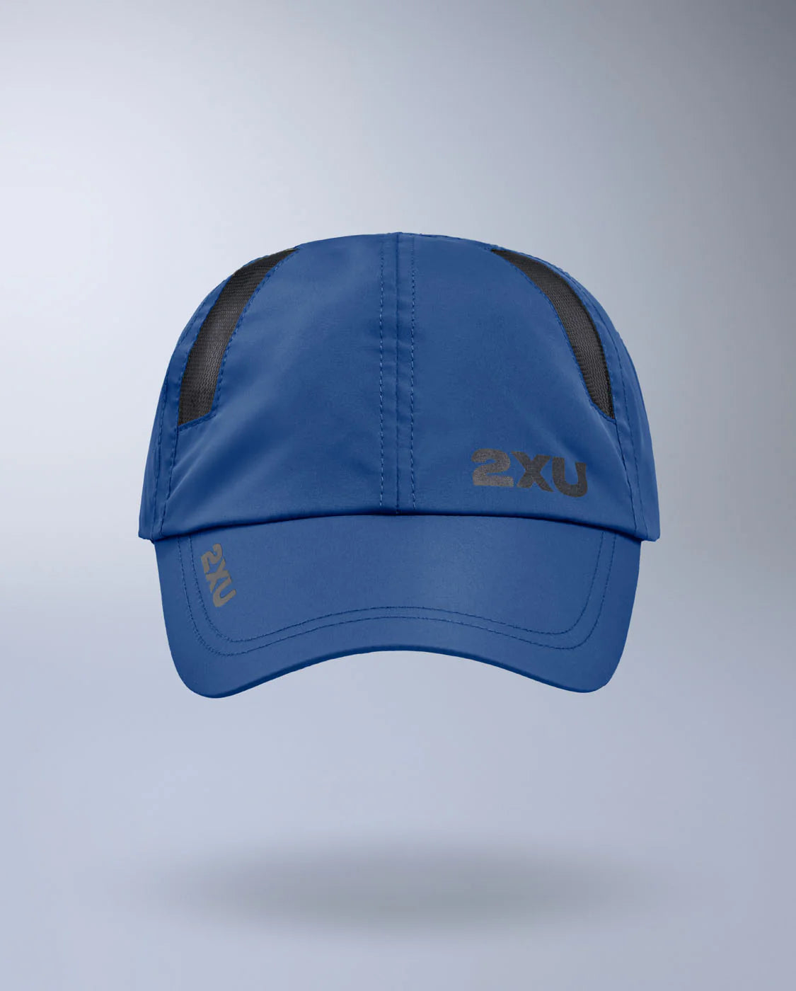 Lightweight 6-panel performance run cap
Moisture-wicking and quick-drying
Mesh ventilation panels
Adjustable velcro closure with silicone tab
Reflective logos for visibility