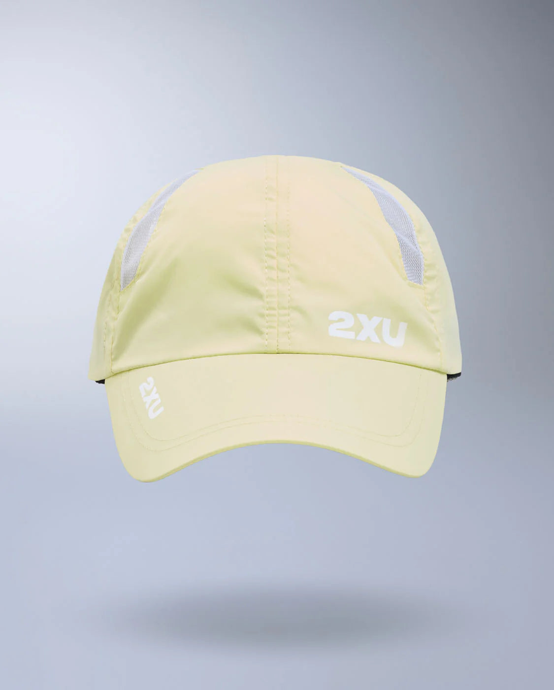 Lightweight 6-panel performance run cap
Moisture-wicking and quick-drying
Mesh ventilation panels
Adjustable velcro closure with silicone tab
Reflective logos for visibility