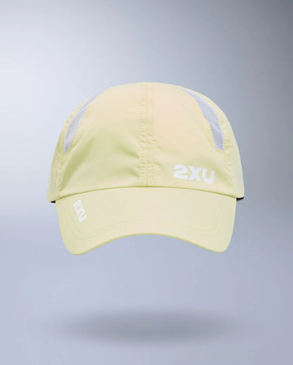Lightweight 6-panel performance run cap
Moisture-wicking and quick-drying
Mesh ventilation panels
Adjustable velcro closure with silicone tab
Reflective logos for visibility