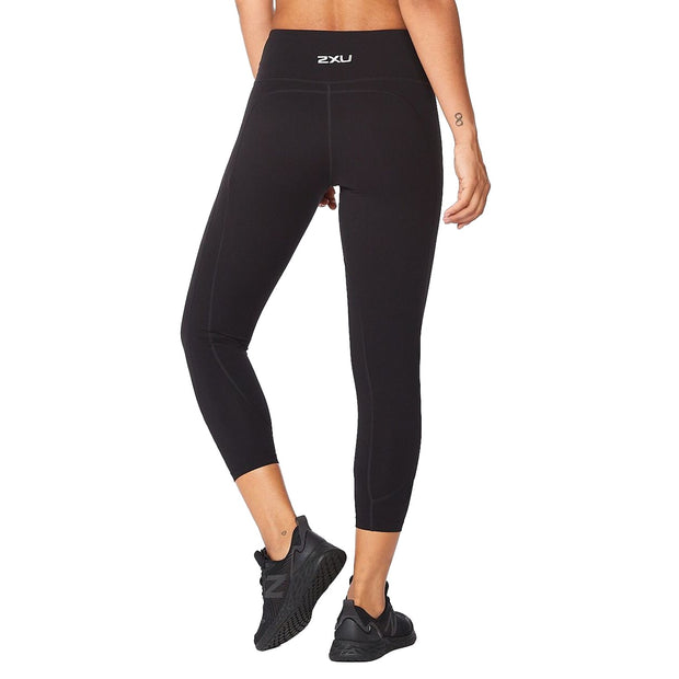 The Fitness Hi-Rise 7/8 Compression Tights provide mild compression support for light exercise or all-day wear. This new model from 2XU delivers a sculpted, flattering shape to keep you covered and comfortable. Graduated compression promotes circulation for an efficient warm-up and a faster recovery post-exercise.