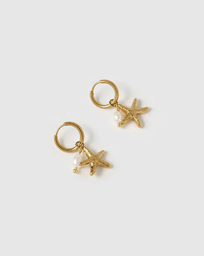 These cute starfish charms are elevated with gorgeous freshwater pearls, for a look that will take you from beach to bar.