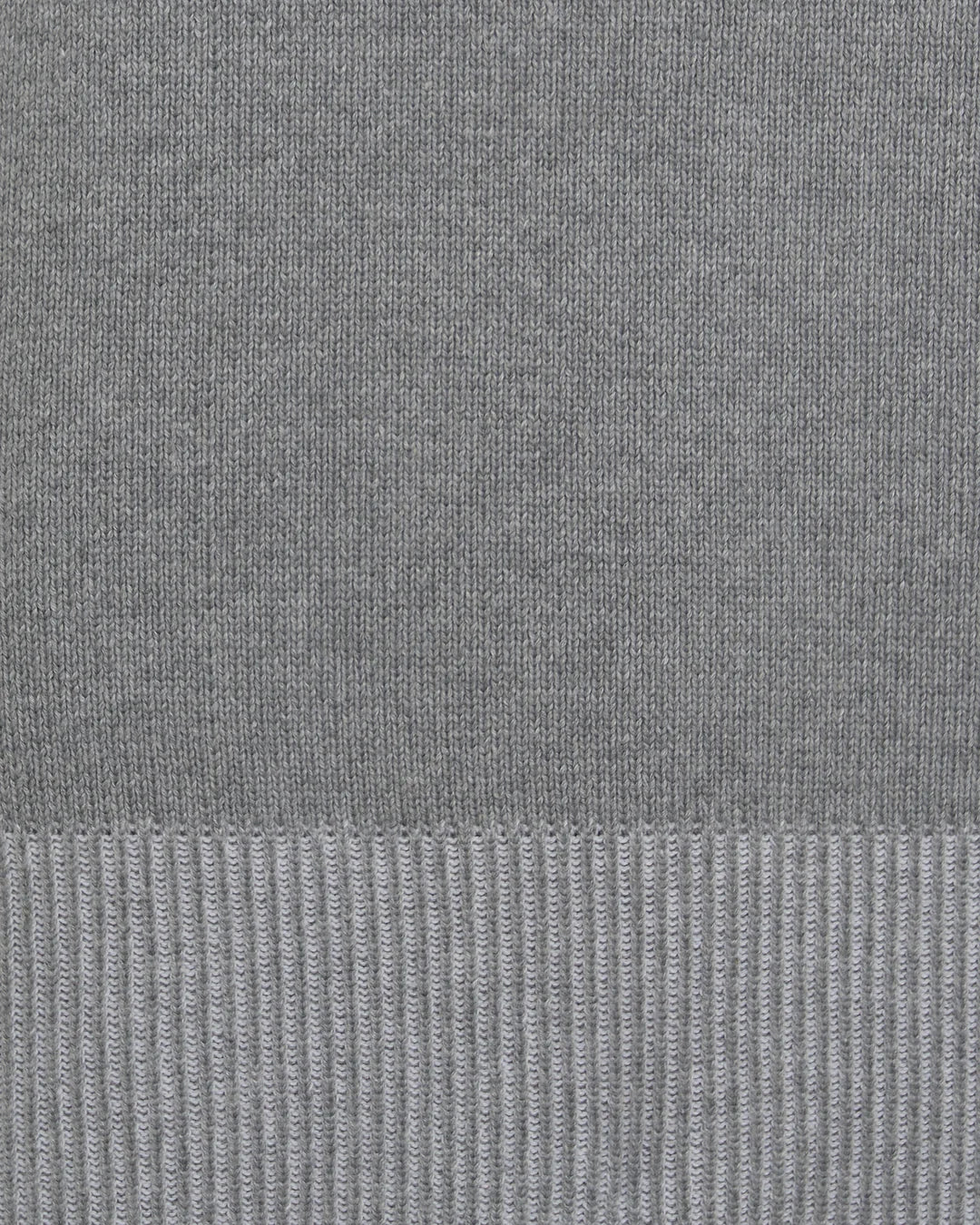 Rug up in style with the Montreal Knit, a chic layer made to keep you toasty all winter long. Crafted from 100% cotton, this oversized quarter-zip features cool contrast detailing.