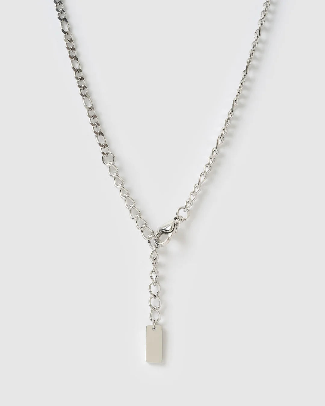 the Rose Necklace is love at first layer. Featuring a classic heart-shaped pendant with a modern, bubbly twist, it's the perfect piece for stacking or making a sweet statement on its own.