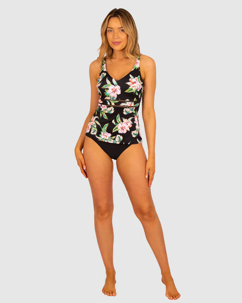 Baku's Guam D-E Singlet features a V-neckline. It has hidden underwire, boning and tummy ruching for added support. It has lycra cup support and adjustable straps. Distinguished by its picturesque tropical beaches, Guam, instantly transports you to the cool blue waters of the pacific and invites you to enjoy the optimistic display of floral delight.